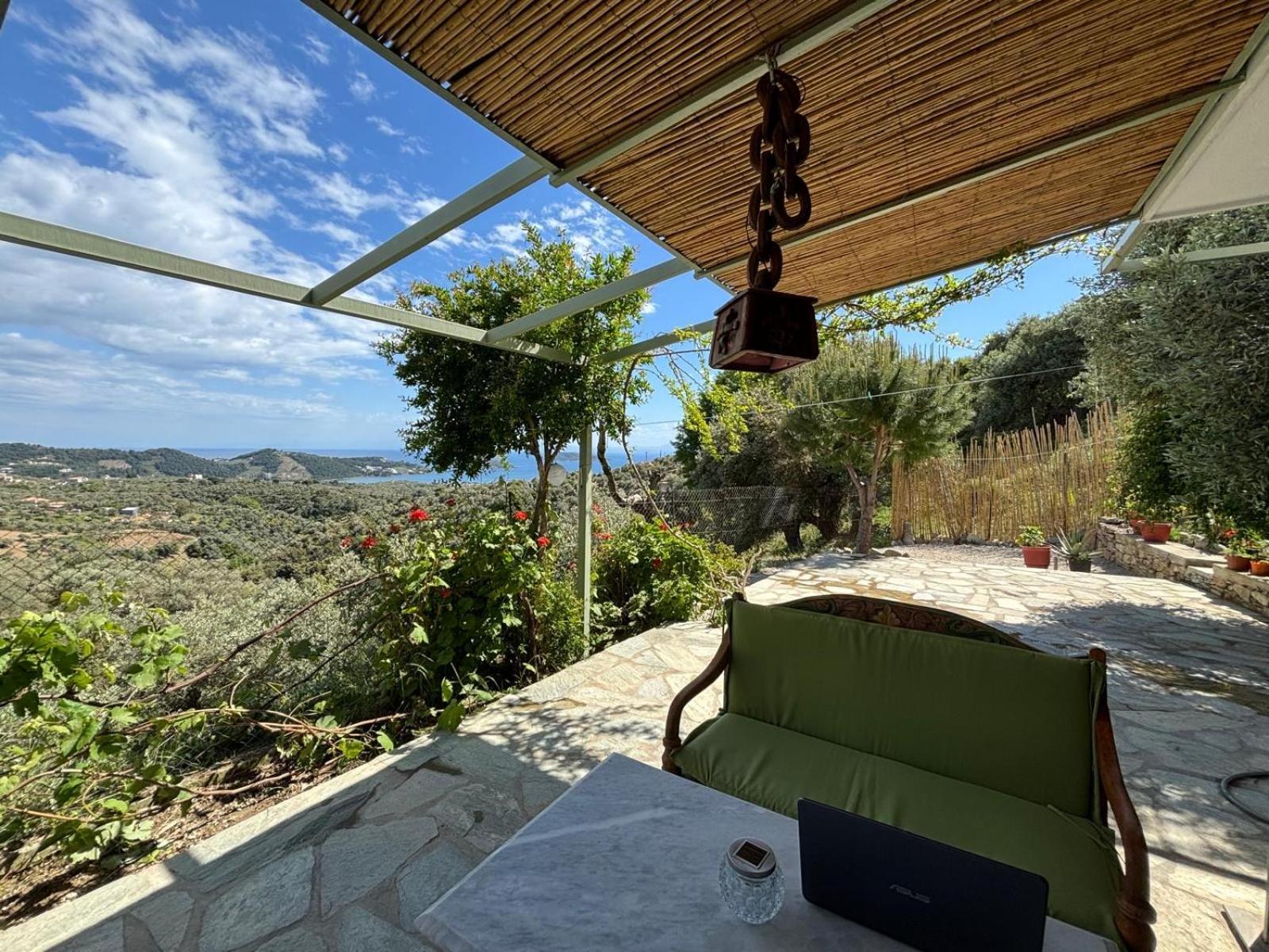 Villa Tierra Skiathos-Stadt Exterior foto