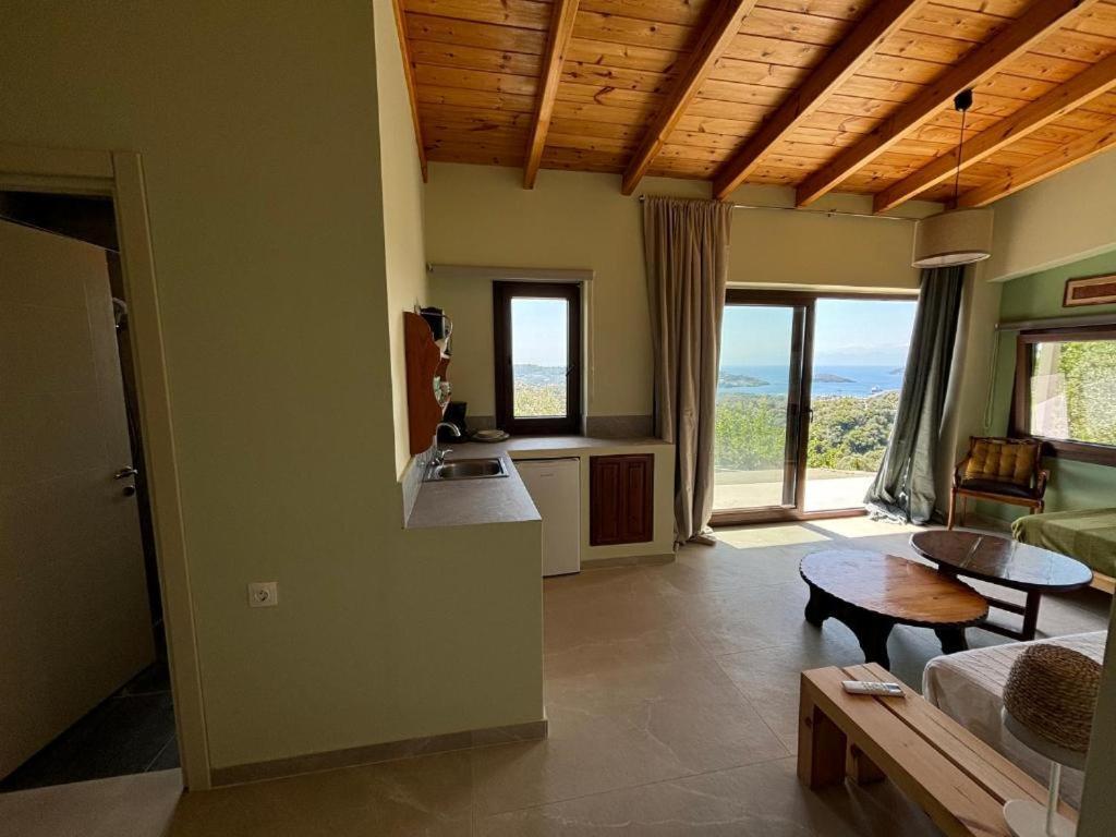 Villa Tierra Skiathos-Stadt Exterior foto